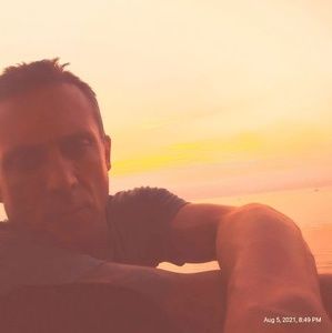 Meet your Posher, Aaron